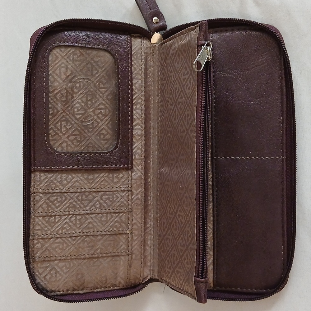 Relic Vegan Plum Wallet - Picture 7 of 9